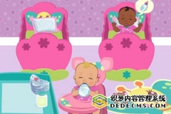 幼儿园照顾小宝宝